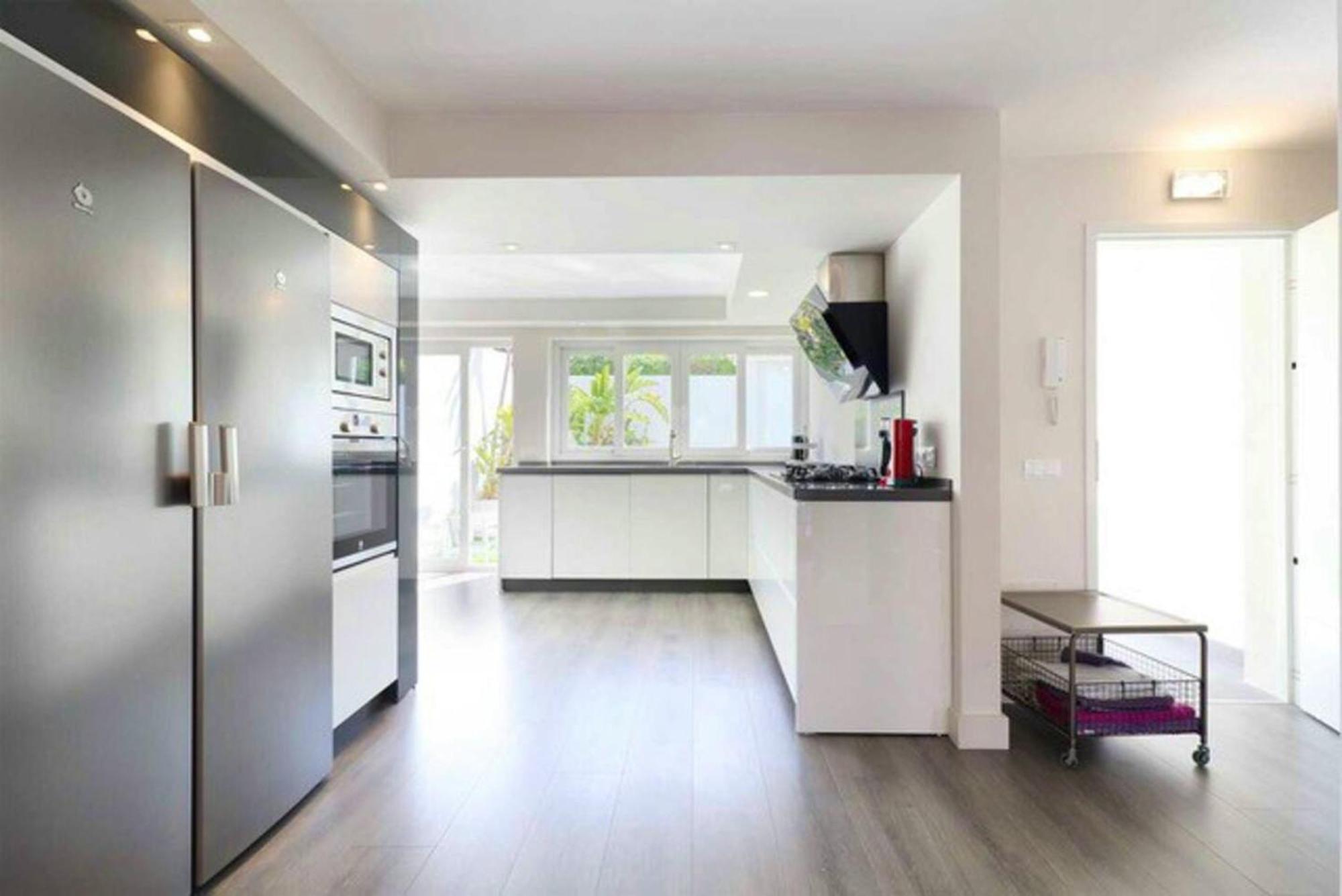 Chalet Welcoming Chalet In With Pool And Air Conditioning Marbella