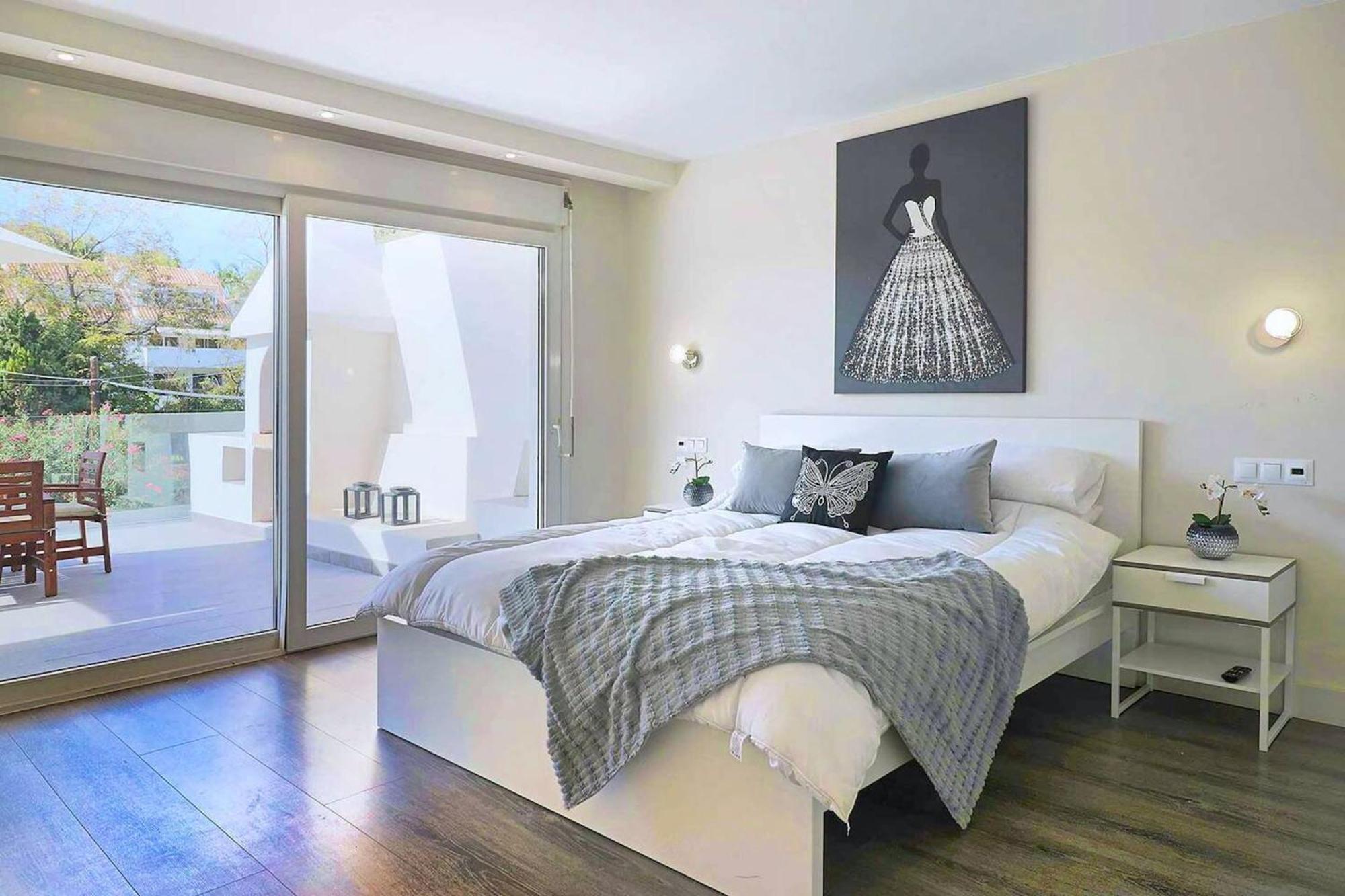 Welcoming Chalet In With Pool And Air Conditioning *